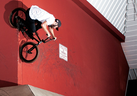 Print Ad: Martinez / Dan's Comp